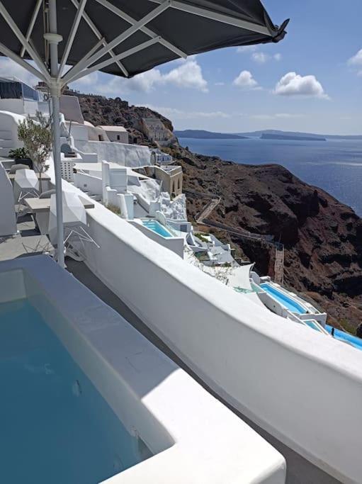 Lioyerma Cave Villa2 With Private Hot Tub Ia Exterior foto