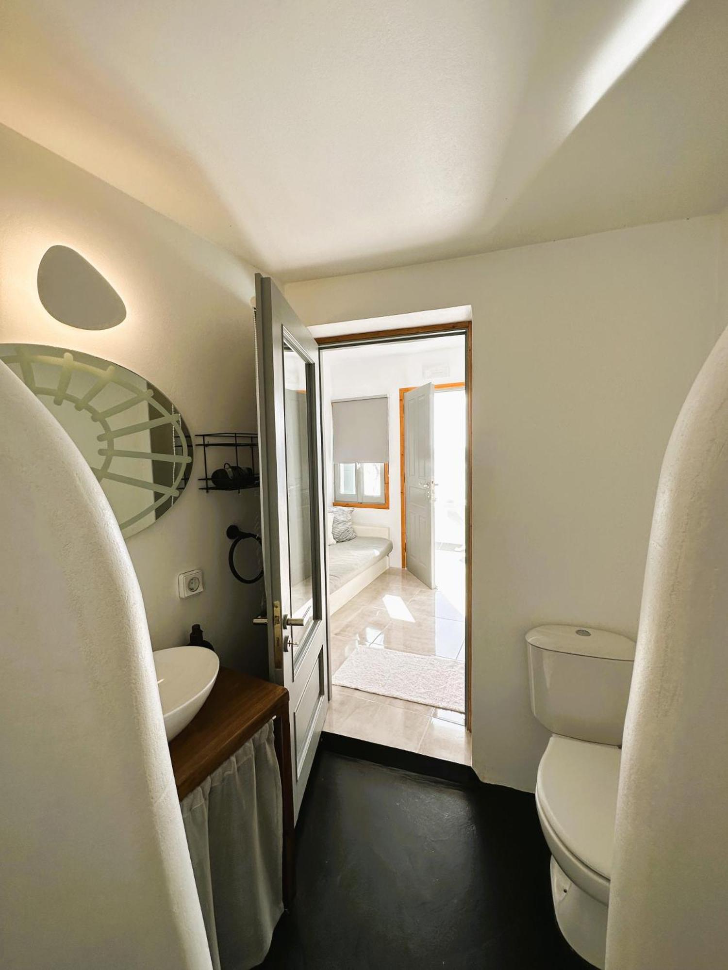 Lioyerma Cave Villa2 With Private Hot Tub Ia Exterior foto