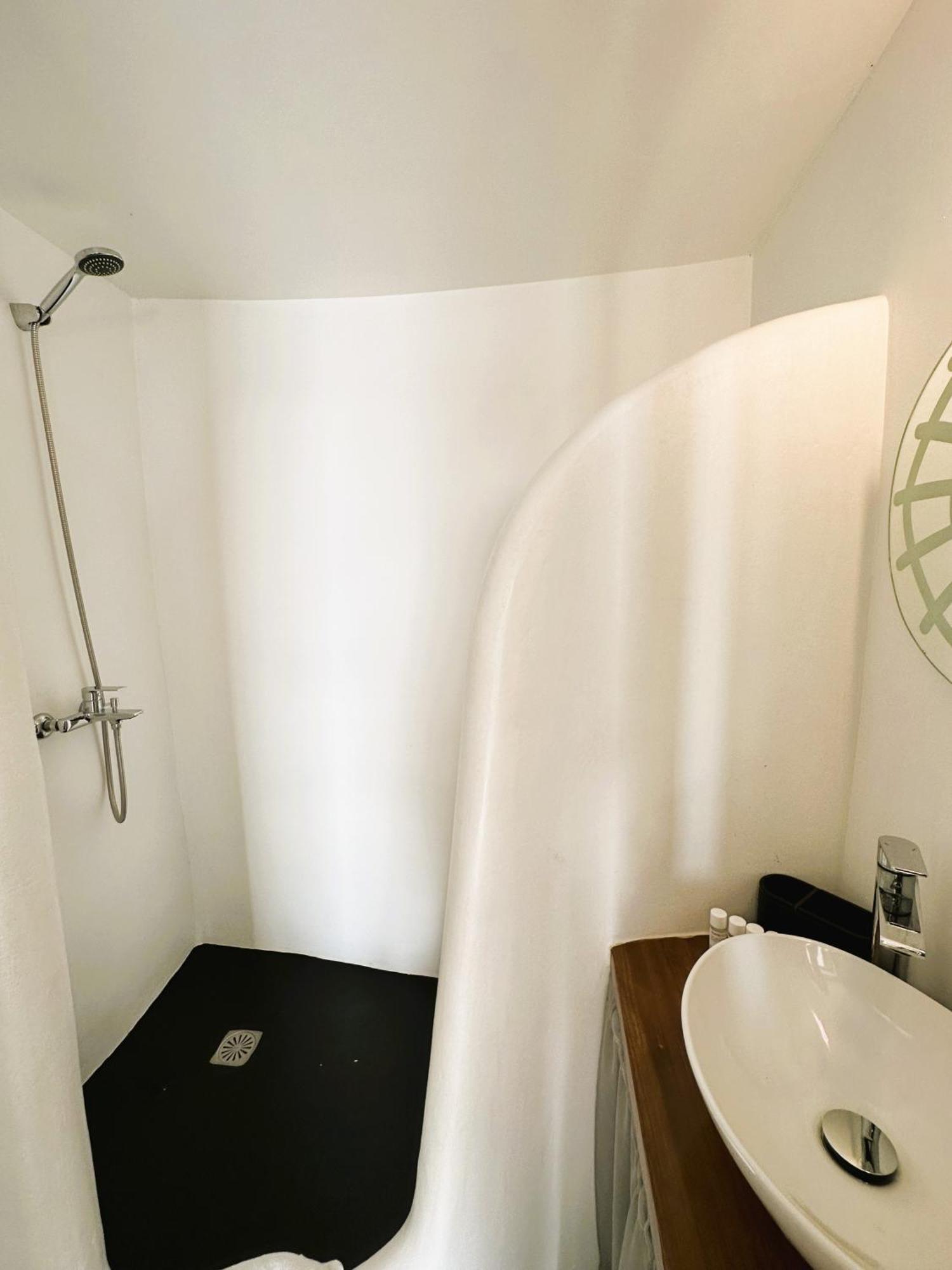 Lioyerma Cave Villa2 With Private Hot Tub Ia Exterior foto